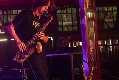 C-Rhyms @ Suikerrock, picture 4, photographed by Jürgen Bruynooghe - FrontView Magazine