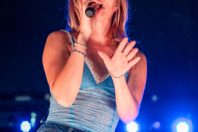 Hannah Mae @ Rijvers Festival 2026, picture 18, photographed by Dimitri Vanlommel - FrontView Magazine