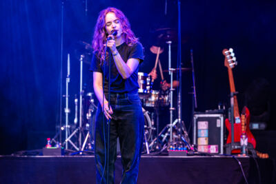 Alice Mae @ Rijvers Festival 2026, foto 14, foto's door Youri Vanlommel - FrontView Magazine