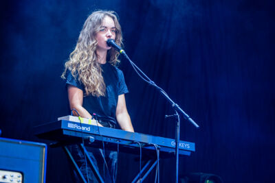 Alice Mae @ Rijvers Festival 2026, foto 1, foto's door Youri Vanlommel - FrontView Magazine