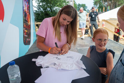 Meet & Greet - TikTok Stage @ Rijvers Festival 2026, picture 26, photographed by Dimitri Vanlommel, Youri Vanlommel - FrontView Magazine