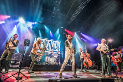 Trenchcoat @ Fonnefeesten 2026, picture 22, photographed by Danny Wagemans - FrontView Magazine