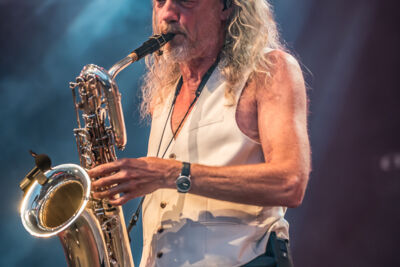 Trenchcoat @ Fonnefeesten 2026, picture 17, photographed by Danny Wagemans - FrontView Magazine