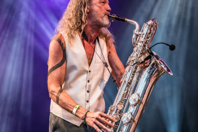 Trenchcoat @ Fonnefeesten 2026, picture 3, photographed by Danny Wagemans - FrontView Magazine