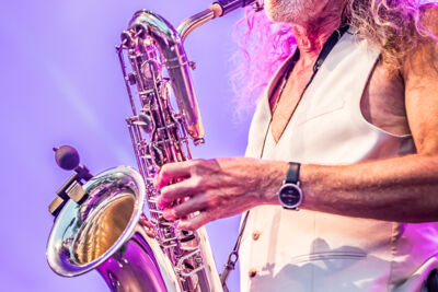 Trenchcoat @ Fonnefeesten 2026, picture 11, photographed by Danny Wagemans - FrontView Magazine