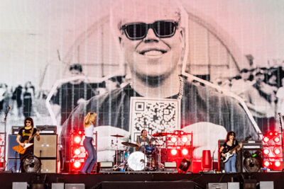 Amyl and the Sniffers @ Lowlands 2026, picture 2, photographed by Danielle Stoop - FrontView Magazine