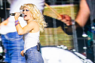 Amyl and the Sniffers @ Lowlands 2026, picture 4, photographed by Danielle Stoop - FrontView Magazine