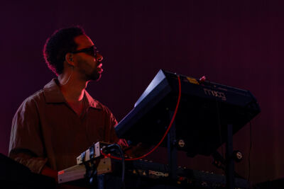 Willem @ Lowlands 2026, picture 10, photographed by Danielle Stoop - FrontView Magazine