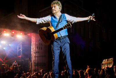 Bart Peeters @ Lier Centraal, picture 25, photographed by Karlien Charlier - FrontView Magazine