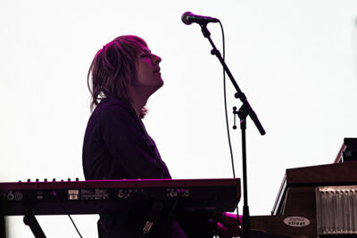 Sophie Straat @ Lowlands 2026, picture 9, photographed by Danielle Stoop - FrontView Magazine