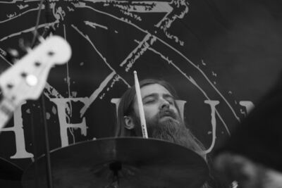 Aufhebung @ Down The Hill, picture 5, photographed by Koen Marcoen - FrontView Magazine