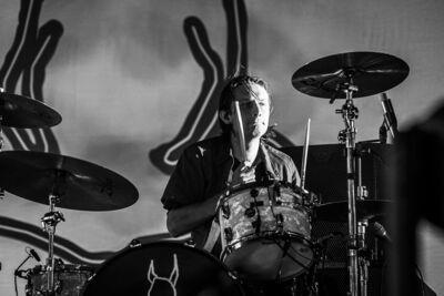 Wunderhorse @ Lowlands 2026, picture 5, photographed by Danielle Stoop - FrontView Magazine