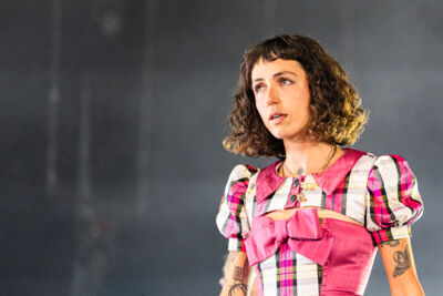Sophie Straat @ Lowlands 2026, picture 6, photographed by Danielle Stoop - FrontView Magazine