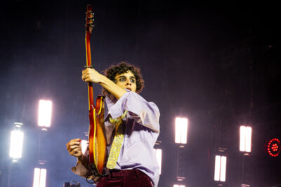 Sombr @ Lowlands 2026, picture 1, photographed by Danielle Stoop - FrontView Magazine