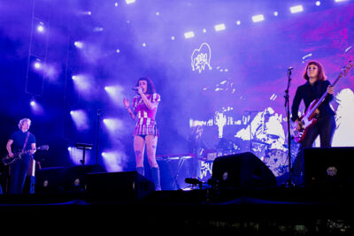 Sophie Straat @ Lowlands 2026, picture 7, photographed by Danielle Stoop - FrontView Magazine