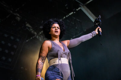 Buraka Som Sistema @ Lowlands 2026, picture 1, photographed by Danielle Stoop - FrontView Magazine