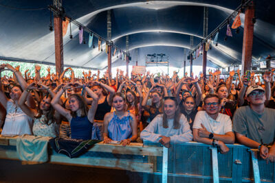 Tinne Oltmans @ Rijvers Festival 2026, picture 36, photographed by Dimitri Vanlommel - FrontView Magazine