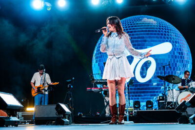 Tinne Oltmans @ Rijvers Festival 2026, picture 4, photographed by Dimitri Vanlommel - FrontView Magazine