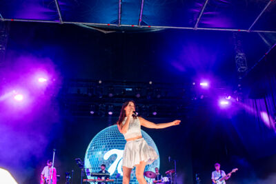 Tinne Oltmans @ Rijvers Festival 2026, picture 29, photographed by Dimitri Vanlommel - FrontView Magazine