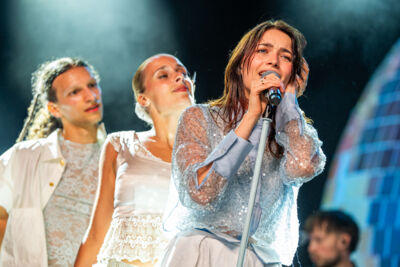 Tinne Oltmans @ Rijvers Festival 2026, picture 14, photographed by Dimitri Vanlommel - FrontView Magazine