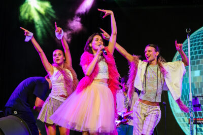 Tinne Oltmans @ Rijvers Festival 2026, picture 24, photographed by Dimitri Vanlommel - FrontView Magazine