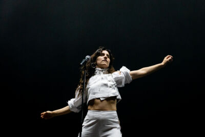 Eefje de Visser @ Muziekgieterij, picture 4, photographed by Danielle Stoop - FrontView Magazine