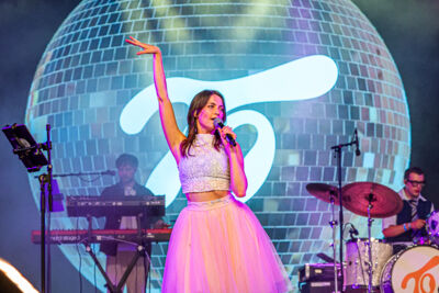 Tinne Oltmans @ Rijvers Festival 2026, picture 23, photographed by Dimitri Vanlommel - FrontView Magazine