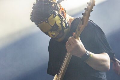 Fleddy Melculy @ Vredesfeesten, picture 2, photographed by Edwin Houdevelt - FrontView Magazine