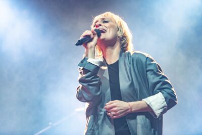 Hooverphonic @ Vredesfeesten, foto 1, foto's door Edwin Houdevelt - FrontView Magazine