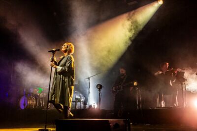 Hooverphonic @ Vredesfeesten, foto 11, foto's door Edwin Houdevelt - FrontView Magazine