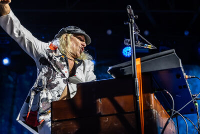 The Waterboys ft. Steve Earle Fisherman`s Blues Revue @ OLT Rivierenhof, picture 3, photographed by Marc Verdonck - FrontView Magazine