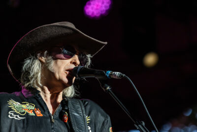 The Waterboys ft. Steve Earle Fisherman`s Blues Revue @ OLT Rivierenhof, picture 10, photographed by Marc Verdonck - FrontView Magazine