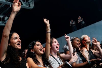 KARD @ La Madeleine, picture 14, photographed by Kaat Steukers - FrontView Magazine