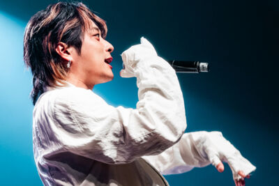 KARD @ La Madeleine, picture 6, photographed by Kaat Steukers - FrontView Magazine