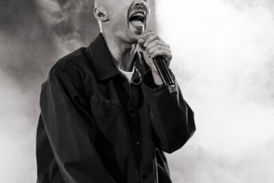 Yong Yello @ OLT Rivierenhof, picture 2, photographed by Karlien Charlier - FrontView Magazine