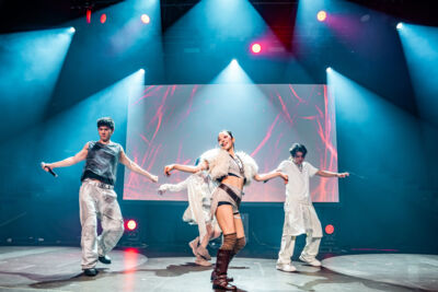 KARD @ La Madeleine, picture 11, photographed by Kaat Steukers - FrontView Magazine