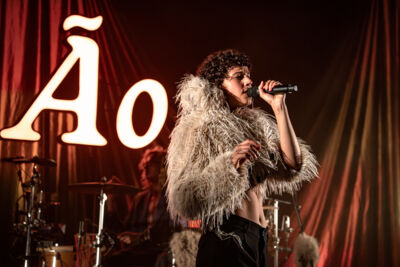 Ão @ BOXX42, picture 5, photographed by Anoek Houben - FrontView Magazine