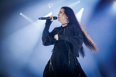 Evanescence @ Vorst Nationaal, picture 8, photographed by Wim Sunnaert - FrontView Magazine