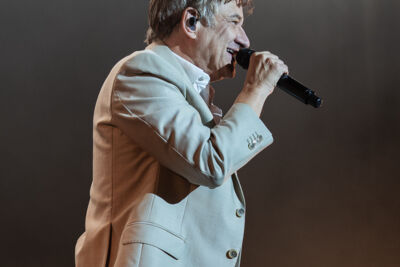 Bart Peeters @ Curiosity Festival, picture 20, photographed by Luca Depuydt - FrontView Magazine