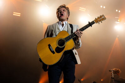 Bart Peeters @ Curiosity Festival, picture 2, photographed by Luca Depuydt - FrontView Magazine