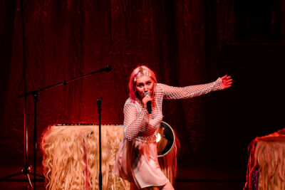 Alice On The Roof @ Koninklijk Circus, picture 31, photographed by Jürgen Bruynooghe - FrontView Magazine