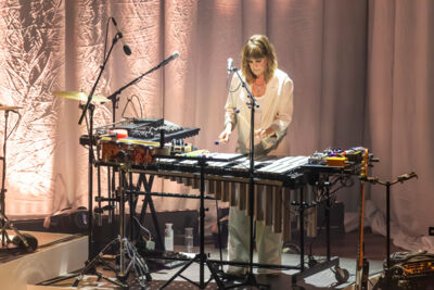 Isolde Lasoen @ De Roma, picture 11, photographed by dirk janssens - FrontView Magazine