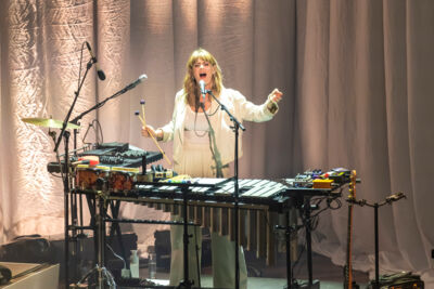 Isolde Lasoen @ De Roma, picture 5, photographed by dirk janssens - FrontView Magazine