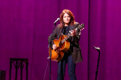 Rosanne Cash en John Leventhal@De Roma, foto 3, foto's door dirk janssens - FrontView Magazine