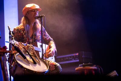 Stef Kamil Carlens & The Poem @Handelsbeurs Gent, foto 6, foto's door Raf Van Daele - FrontView Magazine