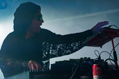 Ijsland @ Trix Club, picture 29, photographed by Peter Smet - FrontView Magazine