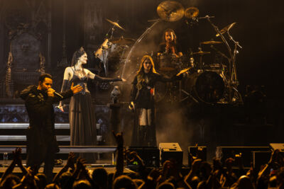 Kamelot @ 013, foto 20, foto's door Dorien Goetschalckx - FrontView Magazine