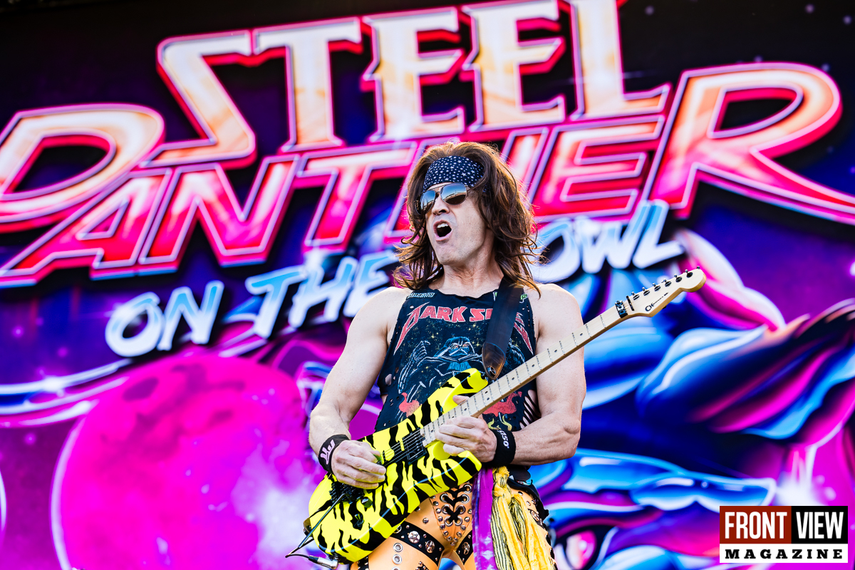 Steel Panther - 11