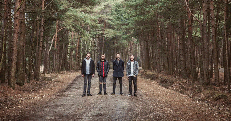 Seasonal premieres new video for Headphones