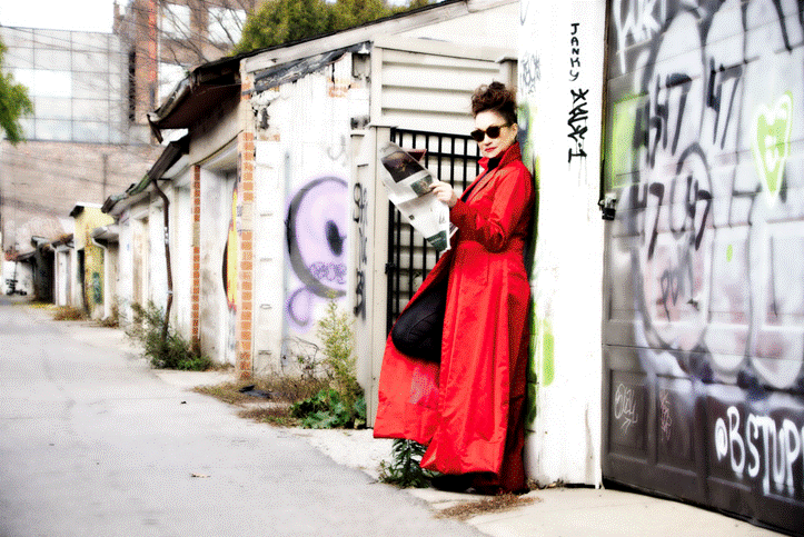 Holly Cole Continues to Light Up the Stage in Support of 'Dark Moon' With Upcoming Dates in Toronto and New York City